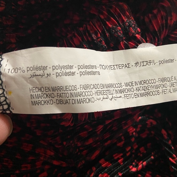 Zara Black And Red Cheetah pleated Long‎ Sleeve Peplum Blouse - Picture 11 of 11